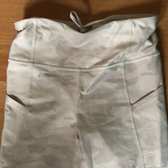 GAPFit Workout Bra and Leggings-Small - Picture 6 of 9